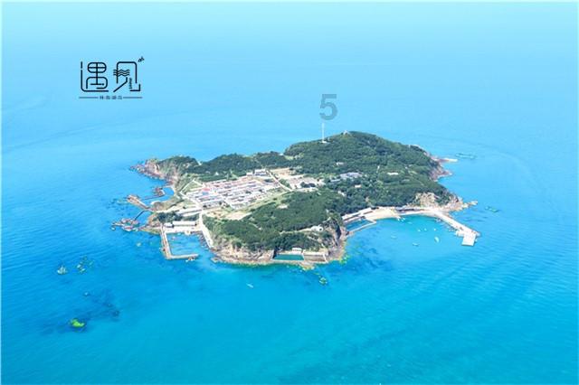 五角大楼：胡塞武装攻击美国油轮，导弹在船附近落入水中